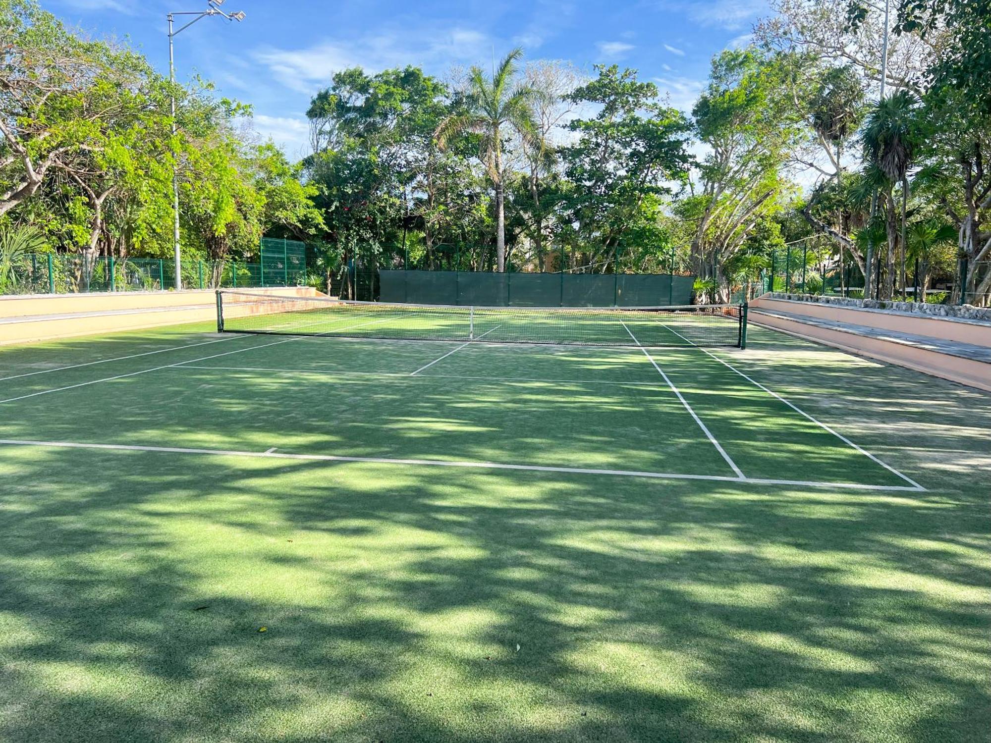 Private Jacuzzi, Golf Getaway, Sunrise View Apartamento